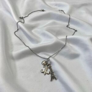 Early 2000's Eiffel Tower Heart Silver Long Charm Pendant Necklace